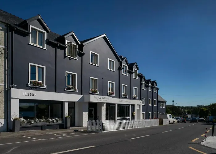 Schull Harbour Hotel & Leisure Centre photo